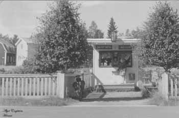 Algots foto av kiosken utmed Bruksvägen Hörnefors